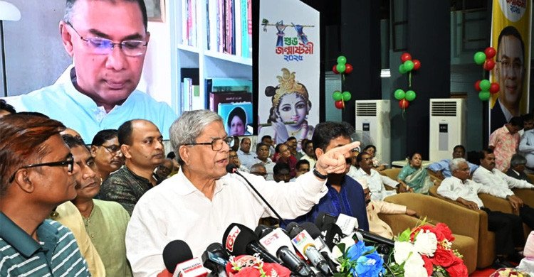 দেশে একাত্তরকে ভুলিয়ে দেওয়ার চেষ্টা চলছে: মির্জা ফখরুল